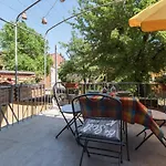 Lägenhet Capo Di Lucca - In The Historical Center With Terrace Bologna