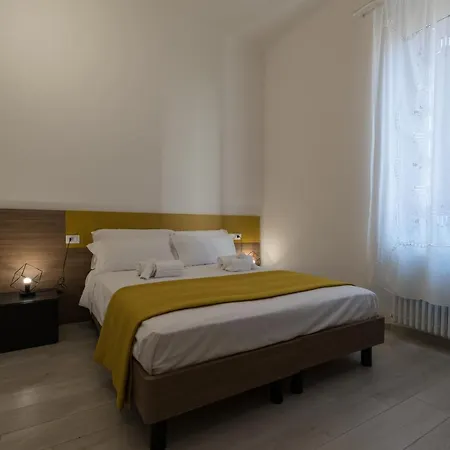 Capo Di Lucca - In The Historical Center With Terrace *