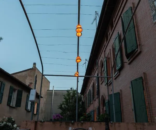 Capo Di Lucca - In The Historical Center With Terrace Apartment