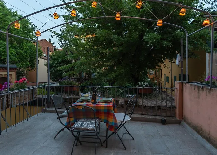 Capo Di Lucca - In The Historical Center With Terrace Bologna