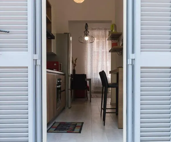 شقة Capo Di Lucca - In The Historical Center With Terrace بولونيا