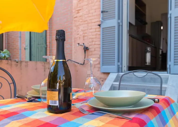 شقة Capo Di Lucca - In The Historical Center With Terrace