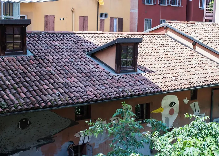 Capo Di Lucca - In The Historical Center With Terrace شقة